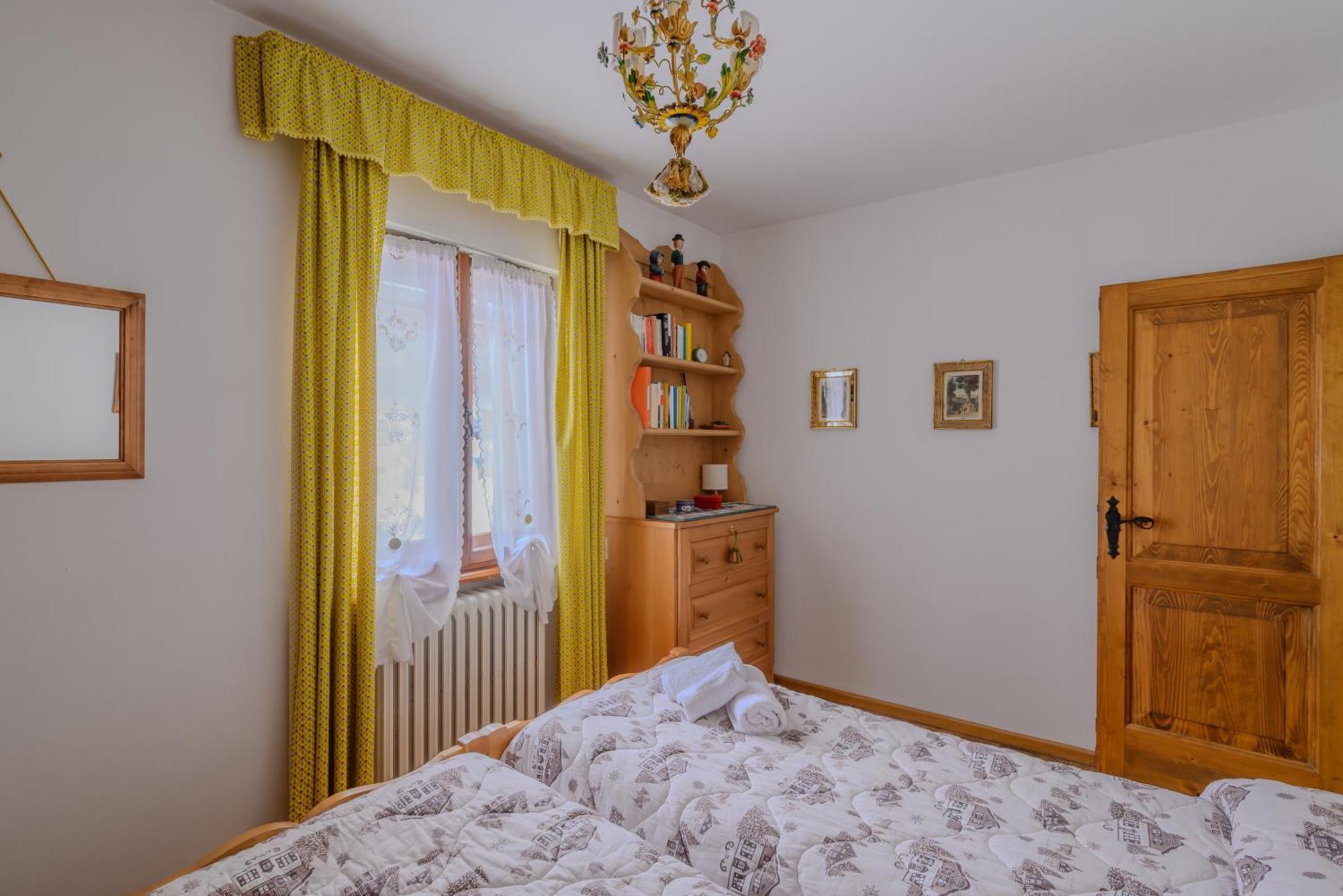 Ca' Dello Scoiattolo Apartment Кортина д'Ампецо Екстериор снимка