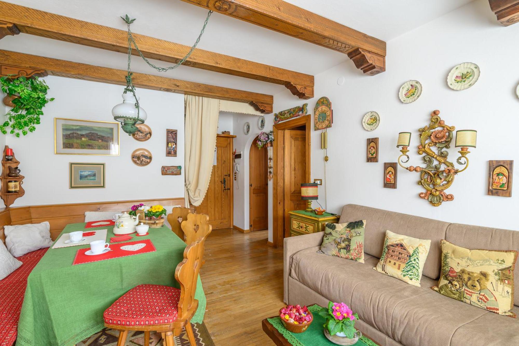 Ca' Dello Scoiattolo Apartment Кортина д'Ампецо Екстериор снимка