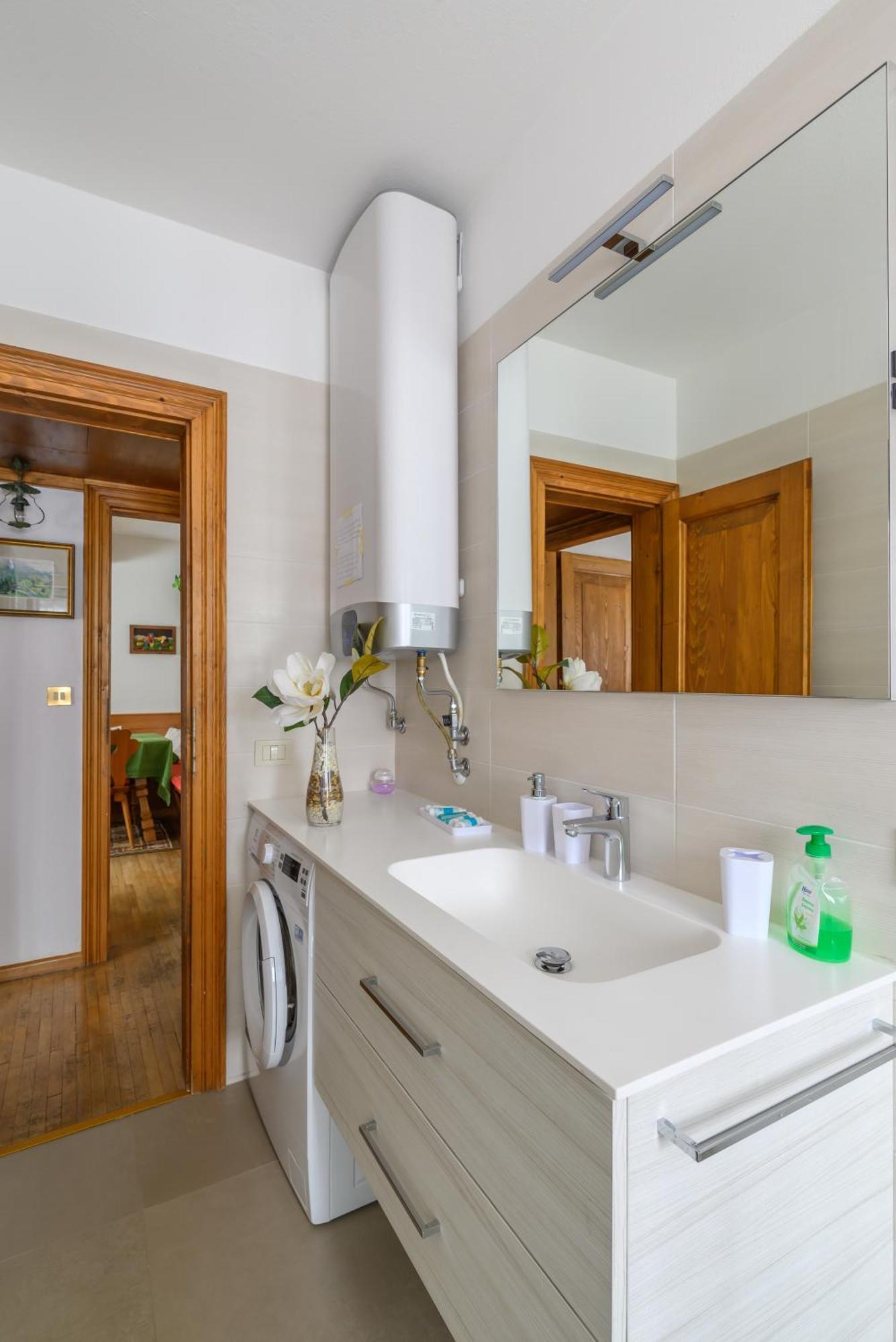 Ca' Dello Scoiattolo Apartment Кортина д'Ампецо Екстериор снимка