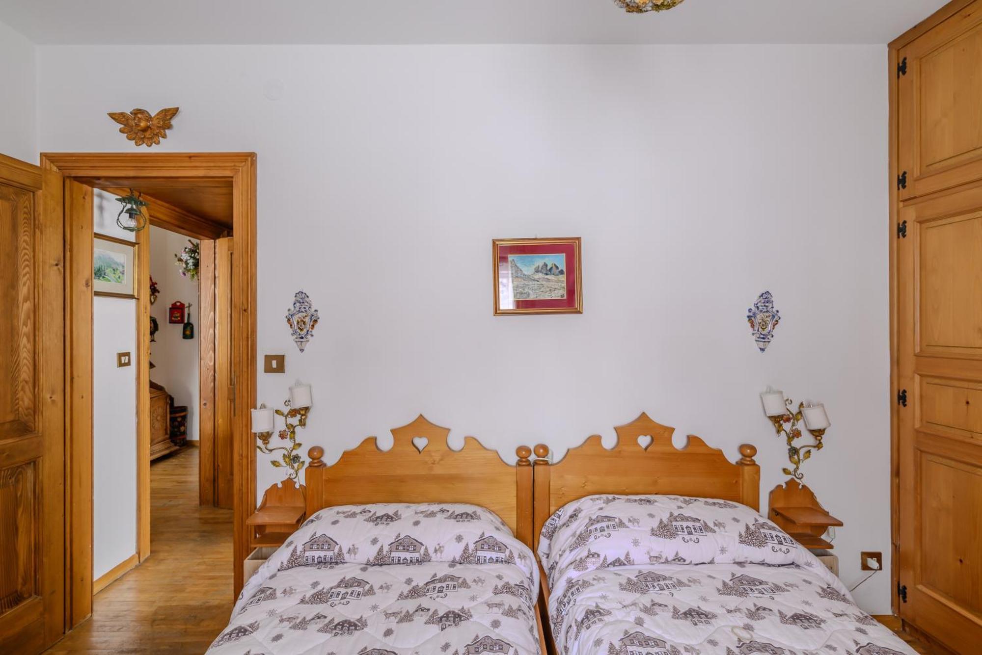 Ca' Dello Scoiattolo Apartment Кортина д'Ампецо Екстериор снимка